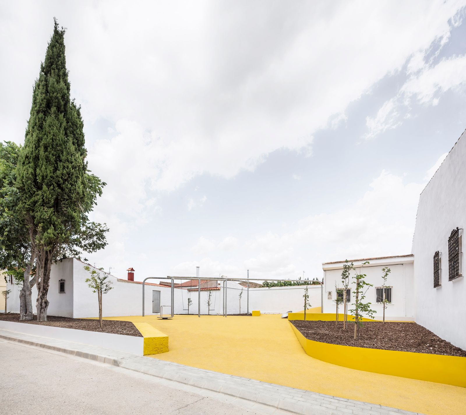 Parque infantil en Balsa de Ves
