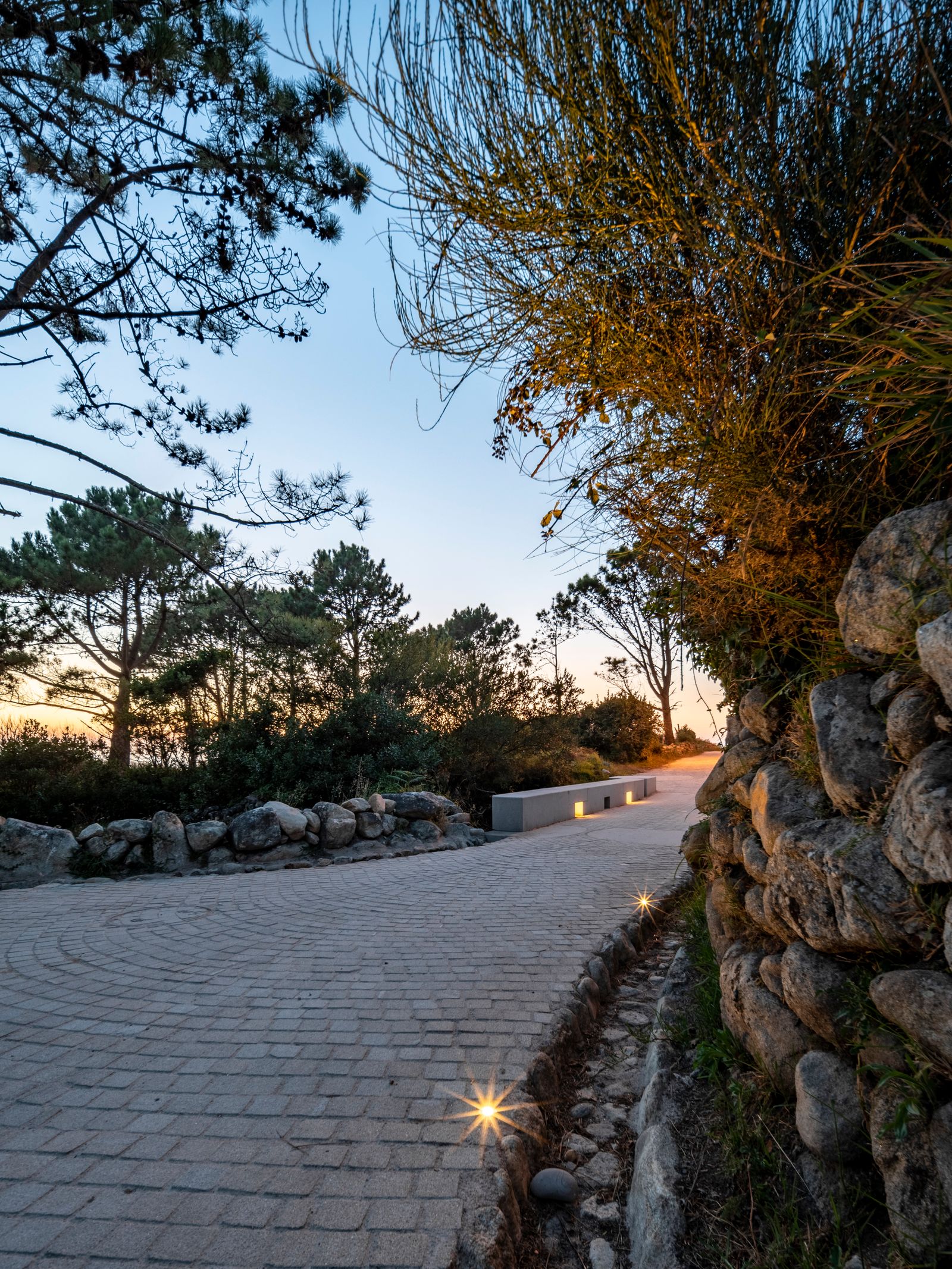 Acondicionamiento del entorno del río Villar