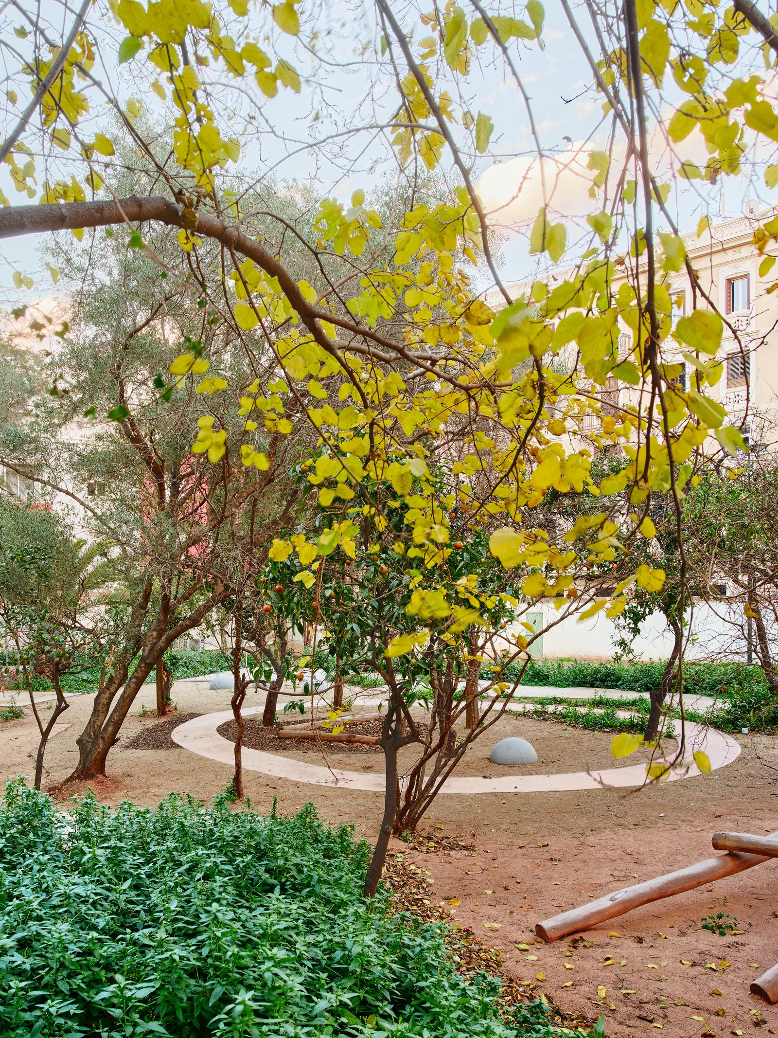Jardí per a una Escola Montessori al Carrer Ballester