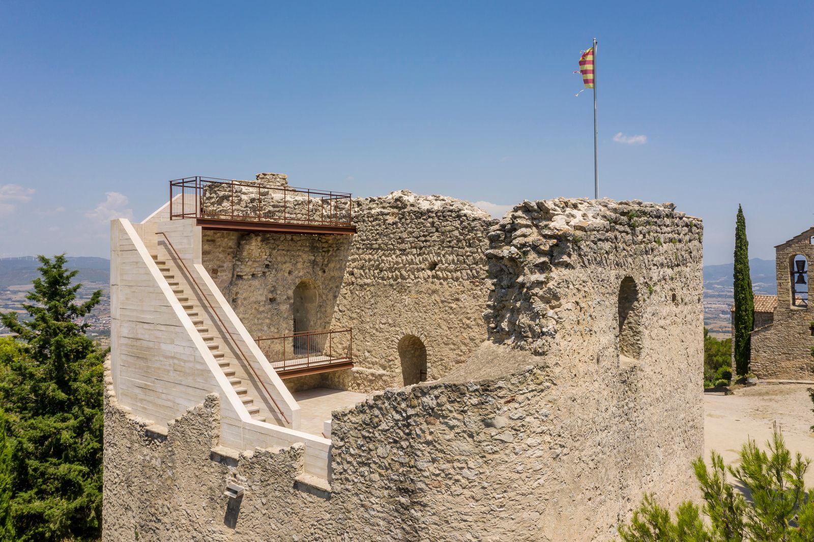 RESTAURACIÓ DEL CASTELL DE LA TOSSA DE MONTBUI