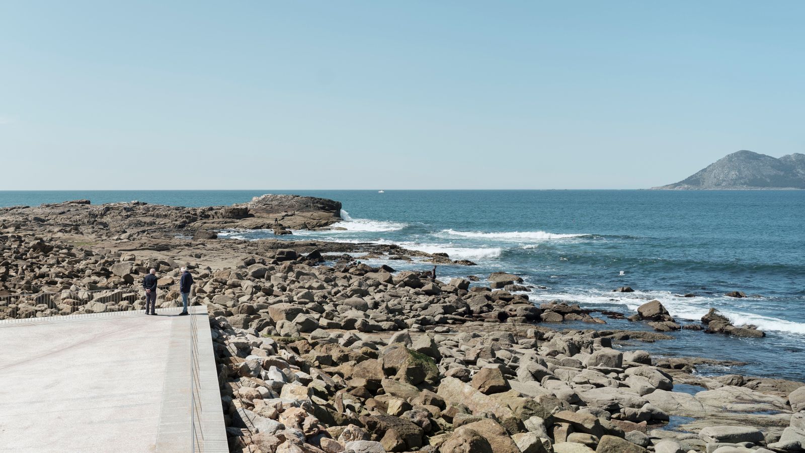 Acondicionamiento del Borde Portuario de Porto do Son