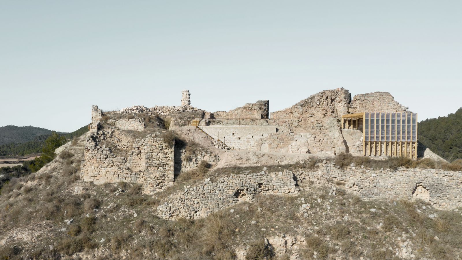 Adeqüació paisatgística del recinte emmurallat i la capella del Castell de Jorba