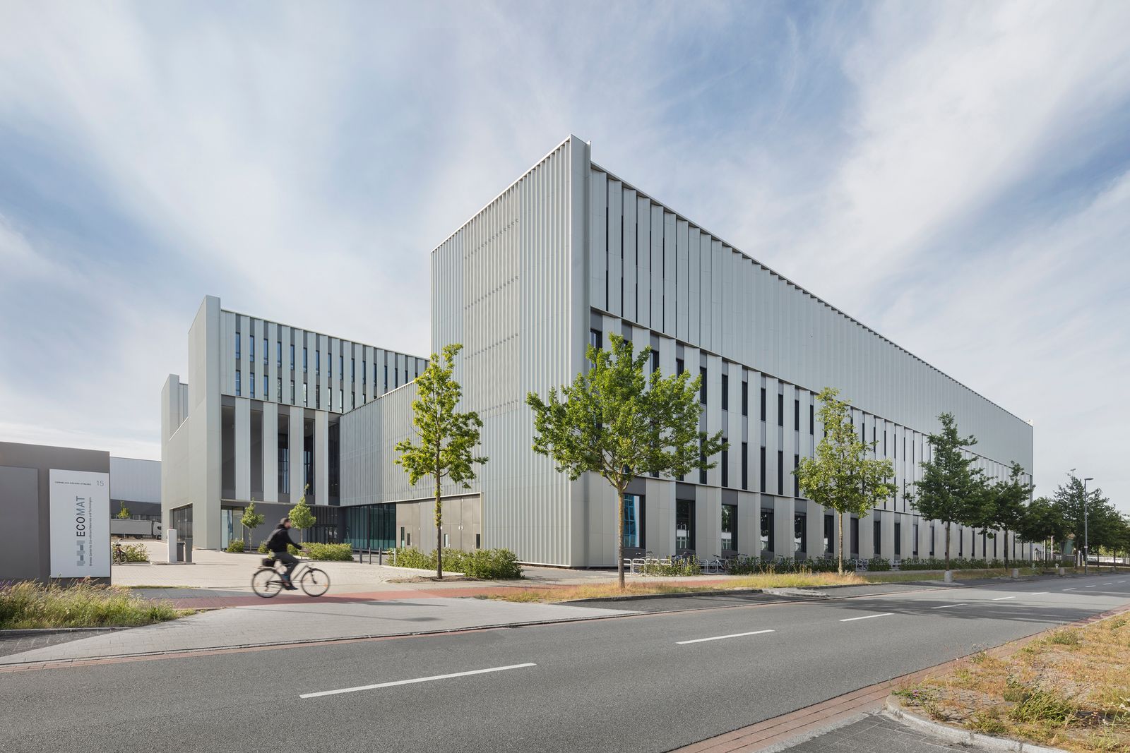 ECOMAT - Center for Eco-efficient Materials and Technologies Bremen