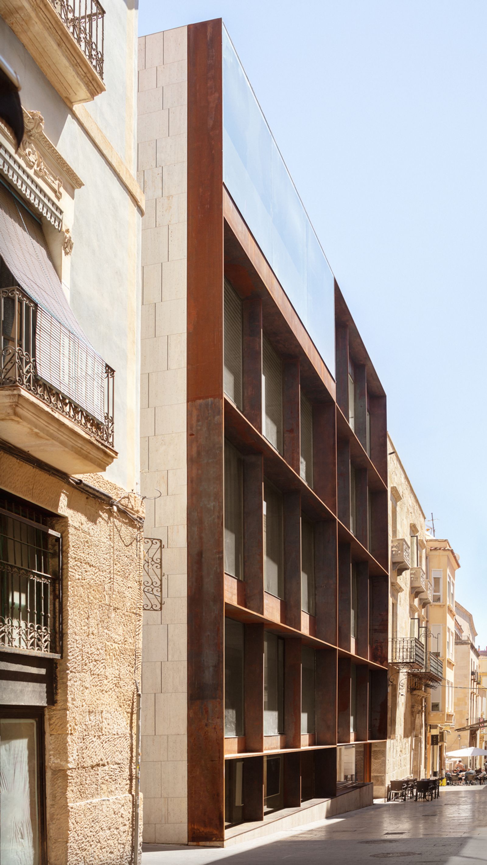 C14_Centro de Recursos de la Juventud, Alicante.