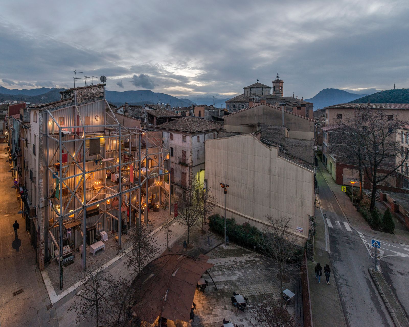 "HABITARE" O LA LLAR SENSE CASA