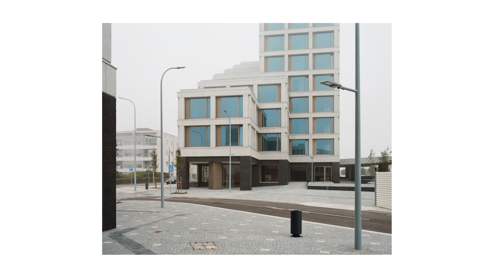 QUARTEIRÃO AV. 25 de ABRIL