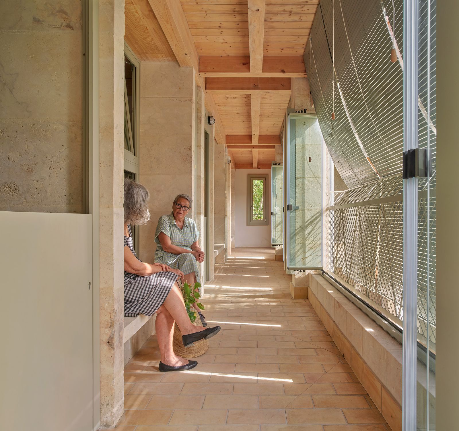 18 Viviendas sociales intergeneracionales en Esporles