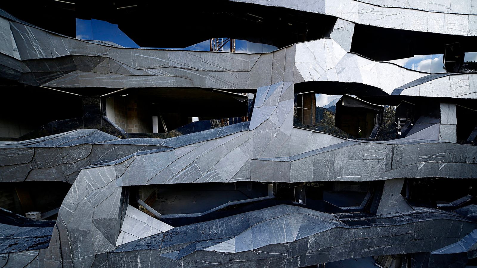 Conjunto Residencial la Querola D’ordino