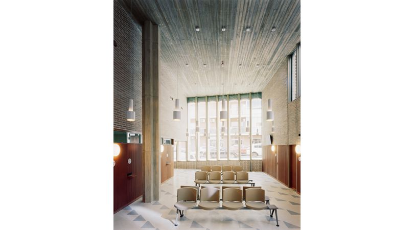 Centre de tractaments ambulatoris a granollers | Premis FAD 2024 | Architecture