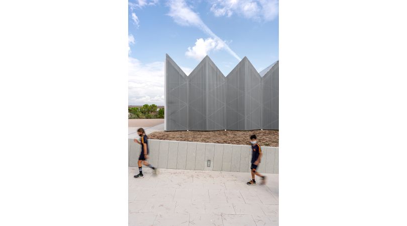 Julia powell sports hall. runnymede college | Premis FAD 2022 | Arquitectura